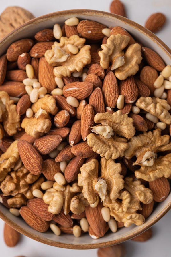 Смачний набір Nuts’ Gregory Box Mindal', Nuts’ Trio, Pistachio & Mint, 1500 г - фото №1